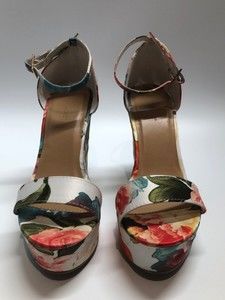 Bamboo platform wedges floral size 7